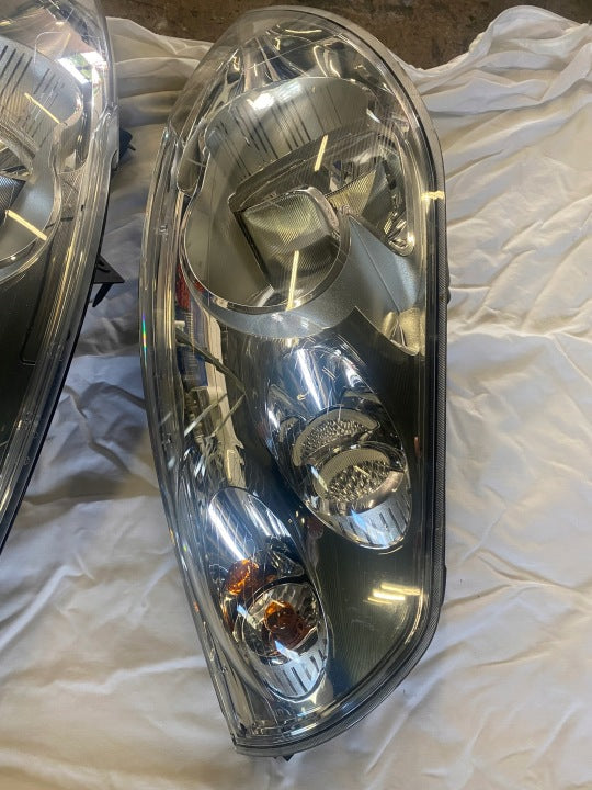 Frontscheinwerfer Renault Master III 260602078R 260105856R Rechts oder Links SCH8502052007mc
