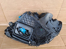 Laden Sie das Bild in den Galerie-Viewer, Frontscheinwerfer Mercedes-Benz W206 A2069062204 LE19A6438 Rechts Headlight SCH8506567186bd