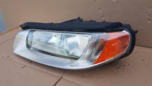 Laden Sie das Bild in den Galerie-Viewer, Frontscheinwerfer Volvo V70 31214347 6333100001 Links Scheinwerfer Headlight SCH8507581206me