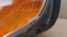 Laden Sie das Bild in den Galerie-Viewer, Frontscheinwerfer Volvo V70 31214347 6333100001 Links Scheinwerfer Headlight SCH8507581206me