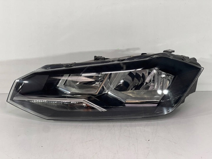 Frontscheinwerfer VW Polo 2G1941005 Links Scheinwerfer Headlight SCH8508662868eh
