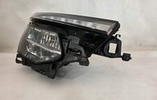 Laden Sie das Bild in den Galerie-Viewer, Frontscheinwerfer Skoda Kamiq 655941016B LED Rechts Scheinwerfer Headlight SCH8512678143it