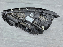 Laden Sie das Bild in den Galerie-Viewer, Frontscheinwerfer Mercedes-Benz W247 A2479062603 Rechts Scheinwerfer Headlight SCH8515087203zw