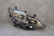 Laden Sie das Bild in den Galerie-Viewer, Frontscheinwerfer Toyota Auris 81110-02E40 Xenon Rechts Scheinwerfer Headlight SCH8525190276ou