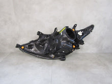Laden Sie das Bild in den Galerie-Viewer, Frontscheinwerfer Toyota Auris 81110-02E40 Xenon Rechts Scheinwerfer Headlight SCH8525190276ou