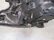 Laden Sie das Bild in den Galerie-Viewer, Frontscheinwerfer Toyota Auris 81110-02E40 Xenon Rechts Scheinwerfer Headlight SCH8525190276ou