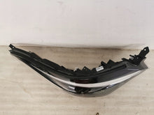 Load image into Gallery viewer, Frontscheinwerfer Toyota C-Hr 81130-F4280 Rechts Scheinwerfer Headlight SCH8529365947gr