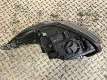 Laden Sie das Bild in den Galerie-Viewer, Frontscheinwerfer Kia Picanto 92102G6300 Rechts Scheinwerfer Headlight SCH8529586476fv