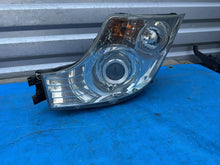 Laden Sie das Bild in den Galerie-Viewer, Frontscheinwerfer Mercedes-Benz A9608200639 Links Scheinwerfer Headlight SCH8532393523jm
