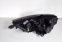 Laden Sie das Bild in den Galerie-Viewer, Frontscheinwerfer Skoda Scala 657941016 Rechts Scheinwerfer Headlight SCH8540813608ng