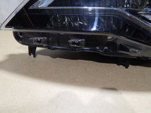 Laden Sie das Bild in den Galerie-Viewer, Frontscheinwerfer Seat Ateca 576941007D Links Scheinwerfer Headlight SCH8553051851ol