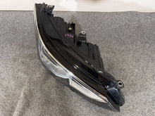 Laden Sie das Bild in den Galerie-Viewer, Frontscheinwerfer VW Golf VIII 5H1941036J LED Rechts Scheinwerfer Headlight SCH8556318961tp