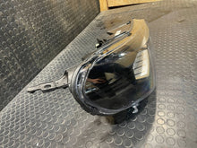 Laden Sie das Bild in den Galerie-Viewer, Frontscheinwerfer Toyota Proace Verso 149R00 Ein Satz Scheinwerfer Headlight SCH8568487151qz