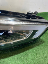 Laden Sie das Bild in den Galerie-Viewer, Frontscheinwerfer Mg Zs 11275386 LED Rechts Scheinwerfer Headlight SCH8571791902ph
