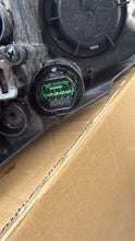Laden Sie das Bild in den Galerie-Viewer, Frontscheinwerfer Kia Ceed 92102-J7051- Rechts Scheinwerfer Headlight SCH8572502787qf