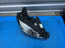 Load image into Gallery viewer, Frontscheinwerfer Mercedes-Benz A2139069608 LED Rechts Scheinwerfer Headlight SCH8573174456zd