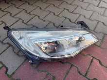 Laden Sie das Bild in den Galerie-Viewer, Frontscheinwerfer Opel Astra 1EG01001102 Rechts Scheinwerfer Headlight SCH8576680446of