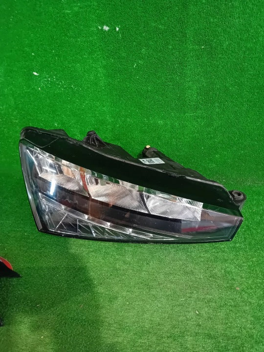 Frontscheinwerfer Skoda Scala 657941016 Rechts Scheinwerfer Headlight SCH8579217145hw