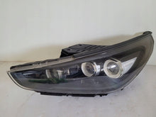 Load image into Gallery viewer, Frontscheinwerfer Hyundai I30 III 92101G4120 Links Scheinwerfer Headlight SCH8581354200za