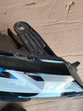 Load image into Gallery viewer, Frontscheinwerfer Dacia Jogger 260107978R 260107920 LED Rechts Headlight SCH8585042412oz