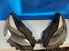 Laden Sie das Bild in den Galerie-Viewer, Frontscheinwerfer Tesla Model 3 1514952-00-C 1514953-00 Laser Rechts oder Links SCH8585247188zm