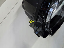 Laden Sie das Bild in den Galerie-Viewer, Frontscheinwerfer Land Rover Range I Velar L560 J8A2-13W030-EF Full LED Links SCH8585511031hd