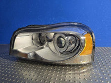 Laden Sie das Bild in den Galerie-Viewer, Frontscheinwerfer Volvo Xc90 I 31111845 89902046 Links Scheinwerfer Headlight SCH8589631523kn