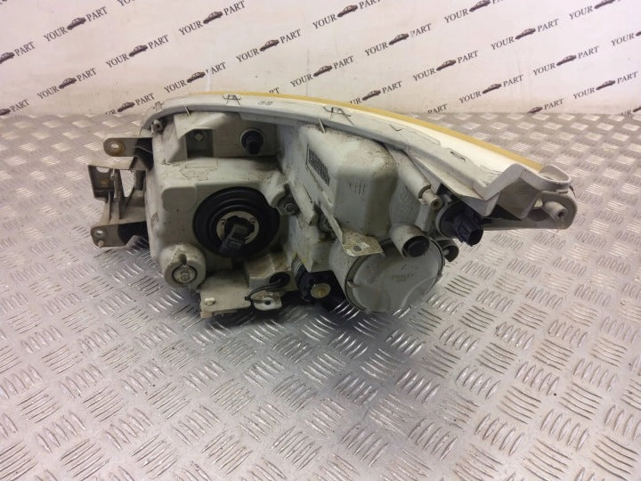 Frontscheinwerfer Daihatsu Terios SKE31203 Rechts Scheinwerfer Headlight SCH8590967231kv