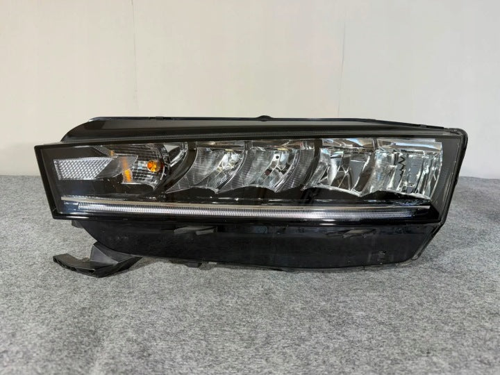 Frontscheinwerfer Skoda Octavia IV 5E4941015 LED Links Scheinwerfer Headlight SCH8597888782na