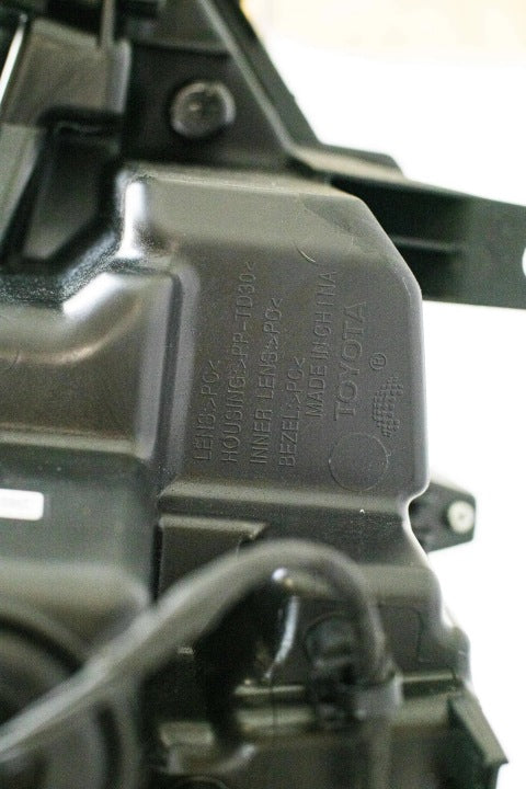Frontscheinwerfer Toyota Corolla -16184 LED Links Scheinwerfer Headlight SCH8601301623dv