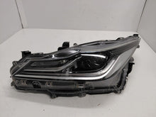 Laden Sie das Bild in den Galerie-Viewer, Frontscheinwerfer Toyota Corolla 81150-02T50-00 Links Scheinwerfer Headlight SCH8606476585jm