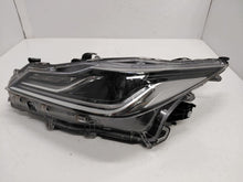Laden Sie das Bild in den Galerie-Viewer, Frontscheinwerfer Toyota Corolla 81150-02T50-00 Links Scheinwerfer Headlight SCH8606476585jm