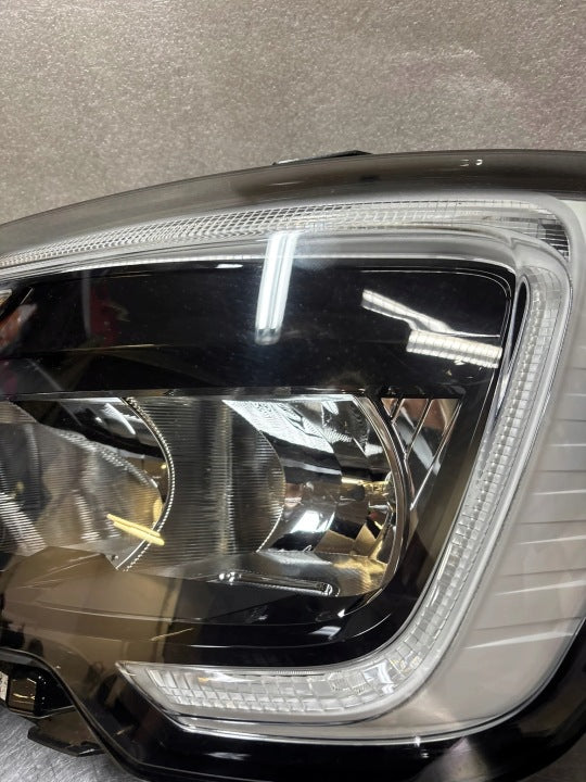 Frontscheinwerfer Renault Master III 260607867R Links Scheinwerfer Headlight SCH8607737229nj