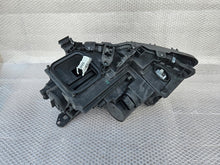 Laden Sie das Bild in den Galerie-Viewer, Frontscheinwerfer Mercedes-Benz Gla A1569061800 Rechts Scheinwerfer Headlight SCH8608408774pw