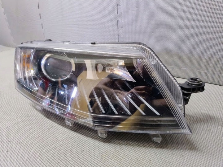 Frontscheinwerfer Skoda Octavia III 5E1941016B LED Rechts Scheinwerfer Headlight SCH8609068968qx