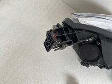 Laden Sie das Bild in den Galerie-Viewer, Frontscheinwerfer Mg 11202756 Links Scheinwerfer Headlight SCH8614029522sv