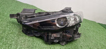 Load image into Gallery viewer, Frontscheinwerfer Mazda 3 BCJH51040 B0J867890 Links Scheinwerfer Headlight SCH8616518684db