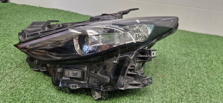 Frontscheinwerfer Mazda 3 BCJH51040 B0J867890 Links Scheinwerfer Headlight SCH8616518684db