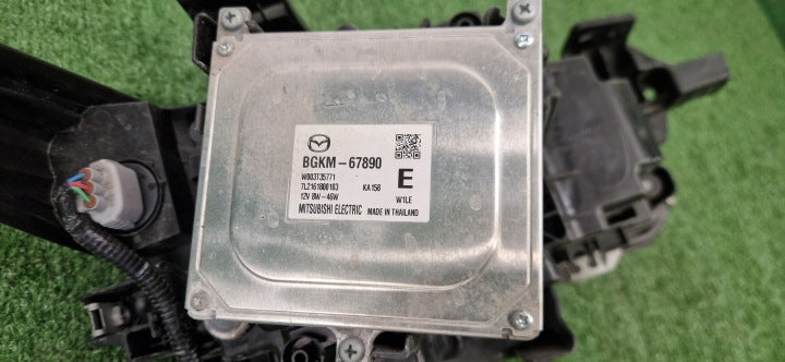Frontscheinwerfer Mazda 3 BCJH51040 B0J867890 Links Scheinwerfer Headlight SCH8616518684db