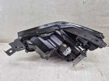 Load image into Gallery viewer, Frontscheinwerfer Mazda Cx-30 DFR751030 Rechts Scheinwerfer Headlight SCH8624040644ra