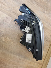 Load image into Gallery viewer, Frontscheinwerfer BMW G21 G20 9481695 Links Scheinwerfer Headlight SCH8631446744xz