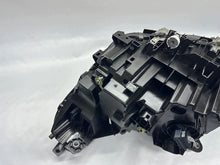 Laden Sie das Bild in den Galerie-Viewer, Frontscheinwerfer BMW 5 A85A798D8-09 Rechts Scheinwerfer Headlight SCH8635268701li