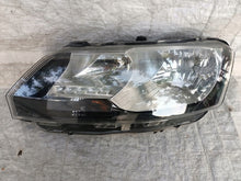 Laden Sie das Bild in den Galerie-Viewer, Frontscheinwerfer Skoda Rapid 5JB941015B LED Links Scheinwerfer Headlight SCH8637414130fu