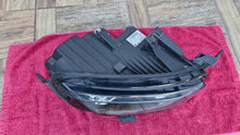 Laden Sie das Bild in den Galerie-Viewer, Frontscheinwerfer Citroën C5 Aircross 9816925280 Rechts Scheinwerfer Headlight SCH8640519386op