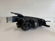 Laden Sie das Bild in den Galerie-Viewer, Frontscheinwerfer Mg Zs 10550753 Links Scheinwerfer Headlight SCH8641111573km