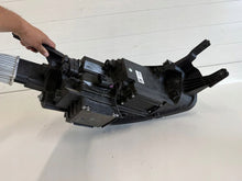 Laden Sie das Bild in den Galerie-Viewer, Frontscheinwerfer Mg Zs 10550753 Links Scheinwerfer Headlight SCH8641111573km