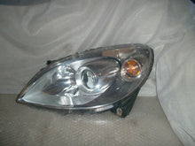 Laden Sie das Bild in den Galerie-Viewer, Frontscheinwerfer Mercedes-Benz W245 A1698207761 Links Scheinwerfer Headlight SCH8642181333ge