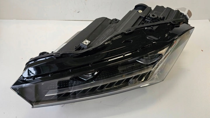 Frontscheinwerfer Skoda Superb I 3P1941015A Links Scheinwerfer Headlight SCH8643268523xp