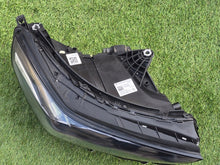 Laden Sie das Bild in den Galerie-Viewer, Frontscheinwerfer BMW 5 5A798D2-07 Rechts Scheinwerfer Headlight SCH8647333245fy