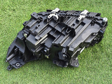 Laden Sie das Bild in den Galerie-Viewer, Frontscheinwerfer BMW 5 5A798D2-07 Rechts Scheinwerfer Headlight SCH8647333245fy